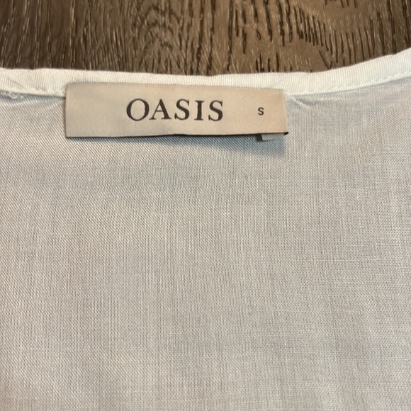 NWOT - Oasis 🇬🇧 Cold Shoulder Cover Up - Picture 3 of 6